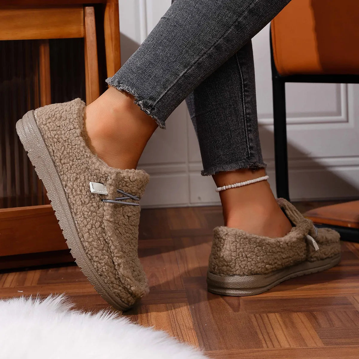 Kaelirae - Gezellige Teddy Stof Slippers